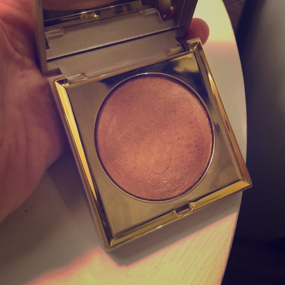 Stila highlighter